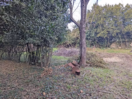 terrain constructible d'env. 675m2 utiles