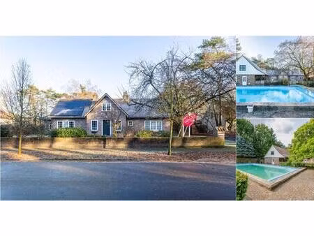 maison à vendre à dopheidelaan 12 brasschaat (rbv80286)