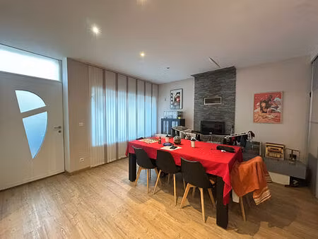 maison de ville de 7 pièces à vendre à noyen sur sarthe