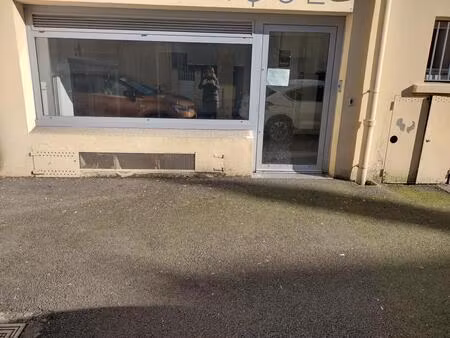 local commercial de 60m² à louer