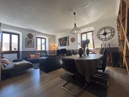tres bel appartement a issenheim