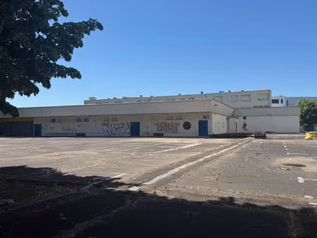 ancien local commercial ex-lidl opportunité rare sur axe