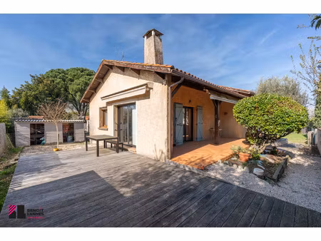maison t7 de 205 m2 à port sud.