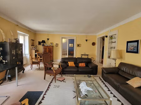 vente appartement 5 pièces  180.00m²  bordeaux