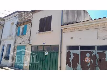 maison de ville avec petite cour