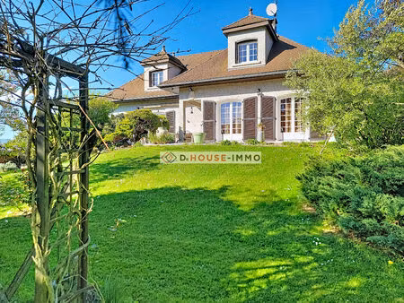 propriété familiale 160 m² - 6 chambres - 10 680 m² de terrain clos - terrain partiellemen
