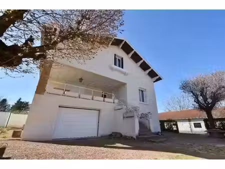 location maison 5 pièces 186.76 m² à villefranche-sur-saone (69400)  1 490 €