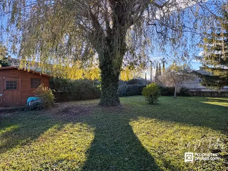 vente terrain 360 m² à entraigues-sur-la-sorgue (84320)  118 000 €
