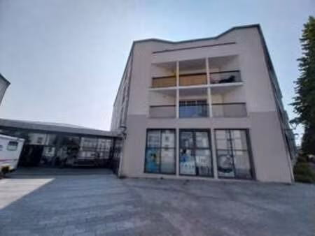vente appartement t1 à vitré champ de foire-la fleuriais (35500) : à vendre t1 / 65m² vitr