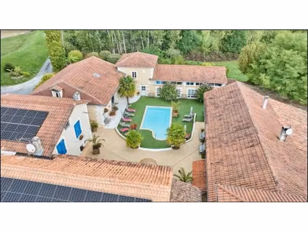 vente locaux professionnels 20 pièces 950 m² à saint-sulpice-de-roumagnac (24600)  1 575 0