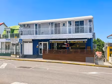 vente immeuble 6 pièces 200 m² à basse terre (97100)  485 000 €