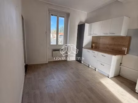 vente immeuble 120 m² à briennon (42720)  133 500 €
