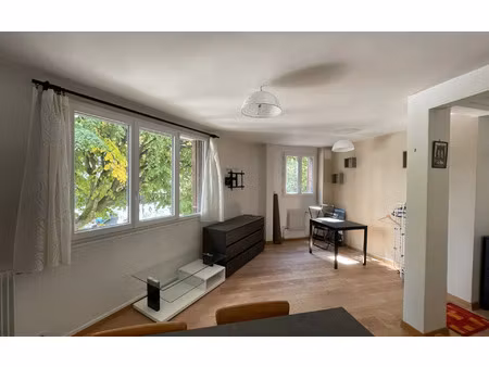location appartement  40.05 m² t-2 à les lilas  1 160 €