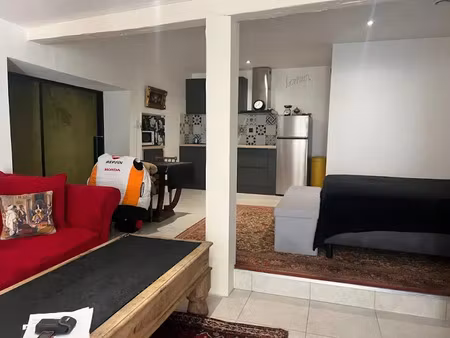 location meublée appartement 1 pièce 32 m² à cuxac-d'aude (11590)  495 €