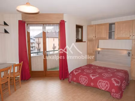 location meublée appartement 1 pièce 27.4 m² à thônes (74230)  605 €