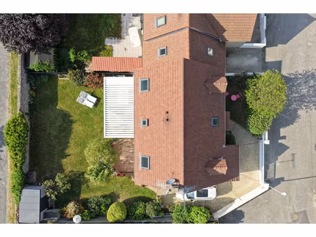 maison 5 pieces - 3 chambres - beau jardin paysage - garage