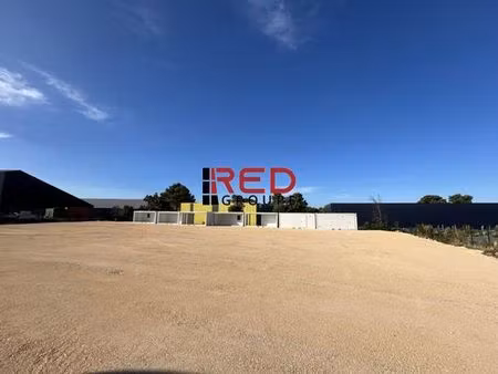 terrain de 3500 m2 en vente - signes  france