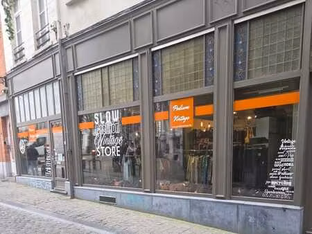 local commercial 130 m² à louer  centre bruxelles