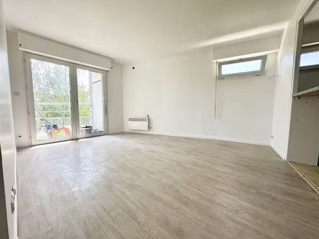 location appartement 3 pièces 60 m² à sevran (93270)  1 210 €