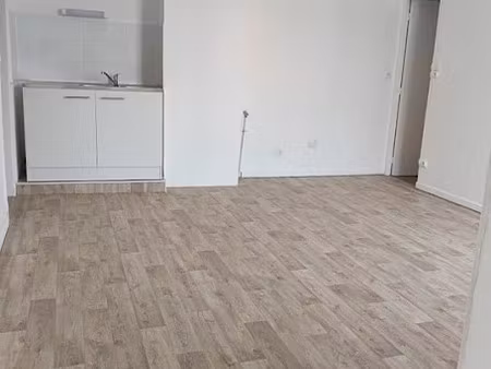 location maison 5 pièces 101 m² à caudebec-les-elbeuf (76320)  1 200 €