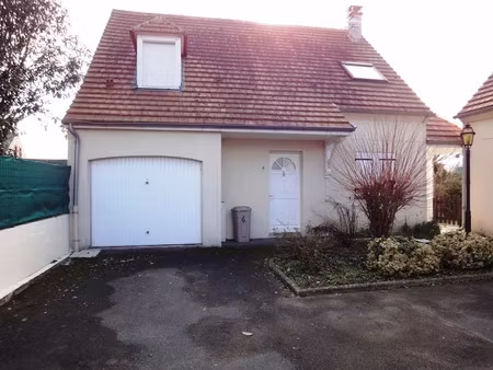 location maison 5 pièces 99 m² à lacroix-saint-ouen (60610)  1 160 €