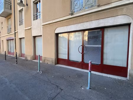 location locaux professionnels 0 pièces 187 m² à nimes (30000)  2 174 €