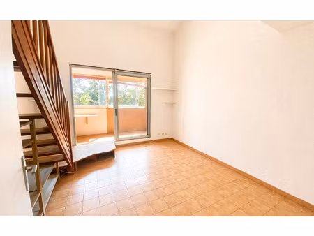 appartement six-fours-les-plages 32 m² t-2 à vendre  140 000 €