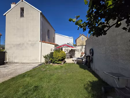 maison de 4 pièces - 3 chambres - cave - jardin