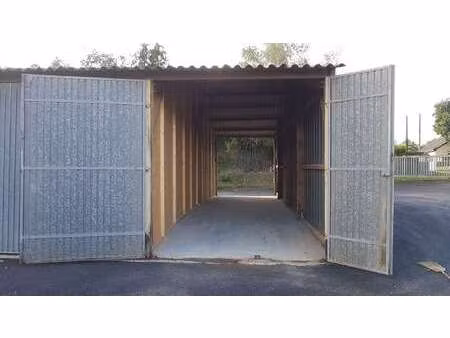 location garage box et parking à bédée (35137) : à louer / bédée