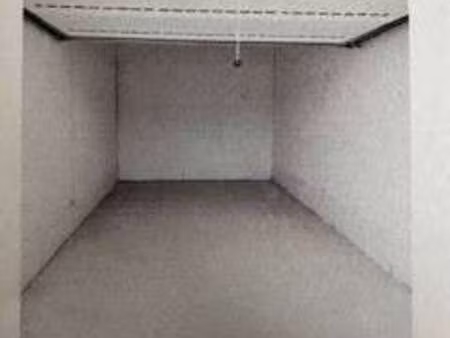 location garage box et parking à la chapelle-sur-erdre (44240) : à louer / la chapelle-sur