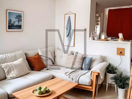 t3 - balcon + parking - proche plage et borely