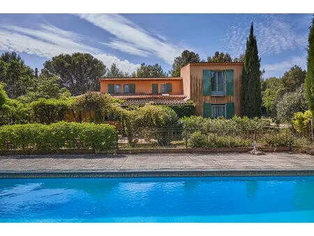 maison lambesc - calme absolu - jardin buccolique
