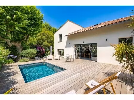 maison de luxe à vendre à aix-en-provence : 1 780 000 € | 200m²