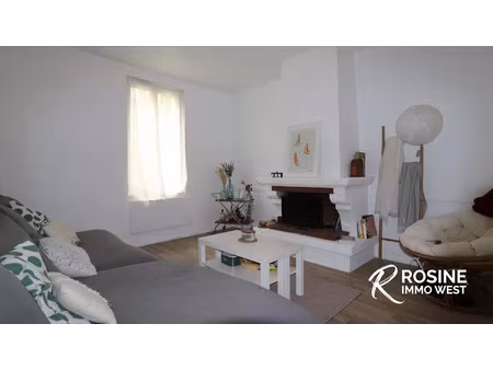 location appartement 4 pièces 80 m² à baugé-en-anjou (49150)  nan €