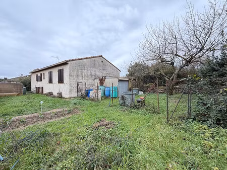 ref : casalg - lavalette - maison plain pied - 3 chambres - véranda - jardin - garage