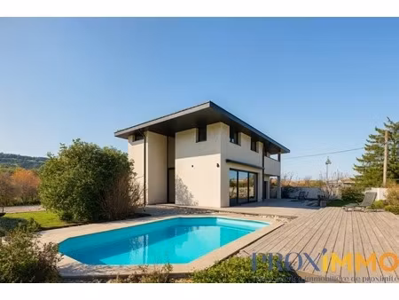maison d’architecte 2014 – 115 m² habitables – terrain plat 1 000 m² – garage 40 m² – sect