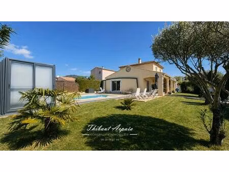 villa 5 chambres avec piscine couverte - confort moderne & prestations haut de gamme