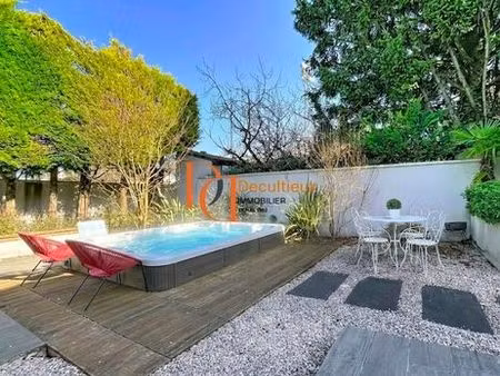 maison de luxe en vente à villeurbanne  auvergne-rhône-alpes
