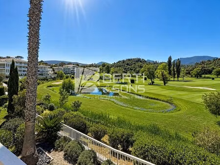vue golf et esterel - appartement 3 pieces