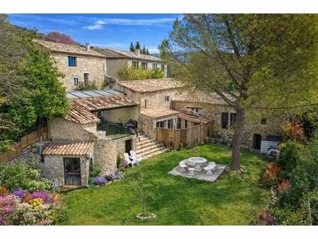 maison de luxe en vente à saint-montan  auvergne-rhône-alpes