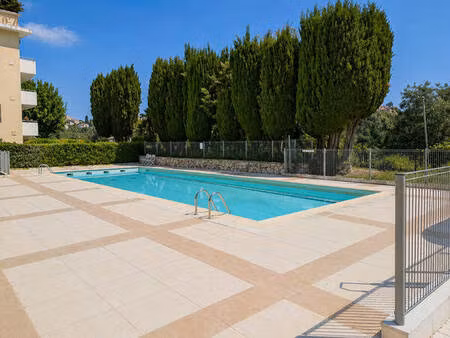 magnifique appartement piscine garage