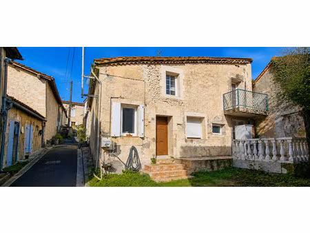 vente maison 5 pièces 90.36 m² à ruelle-sur-touvre (16600)  55 700 €