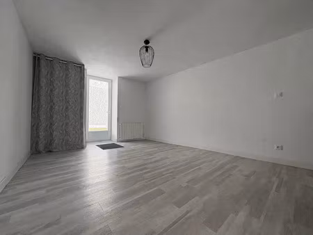 vente maison 4 pièces 80 m² à mirebeau (86110)  145 000 €