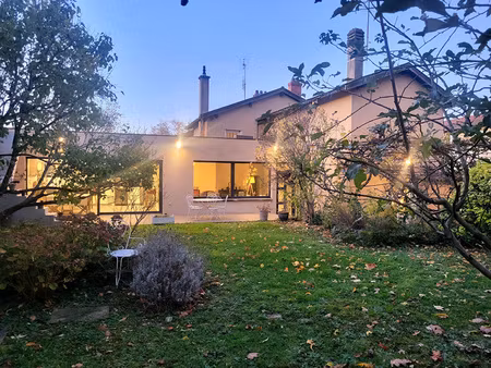 achat maison 8 pièces 162m² genay 69730