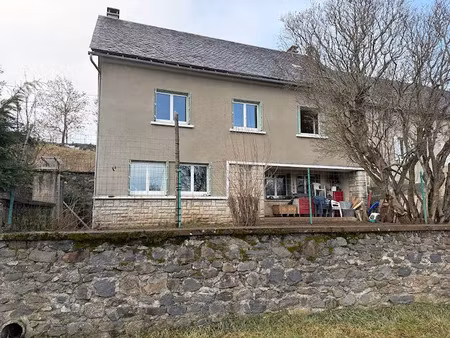 vente maison 8 pièces 151 m² à valuéjols (15300)  160 000 €