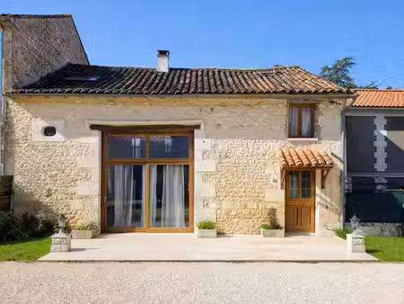vente maison 6 pièces 161 m² à touvre (16600)  189 990 €
