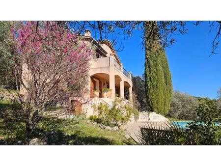 maison de 5 pièces de luxe en vente à claviers  provence-alpes-côte d'azur