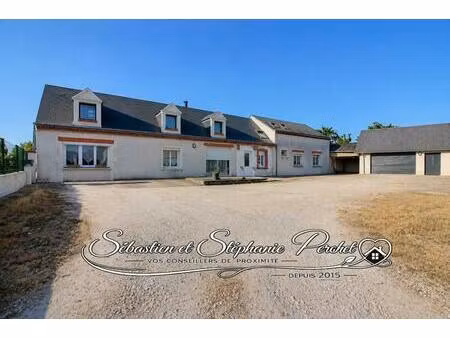 longère de charme en cours de rénovation -157 m² - 6 chambres -terrain de 1 388 m² - grand