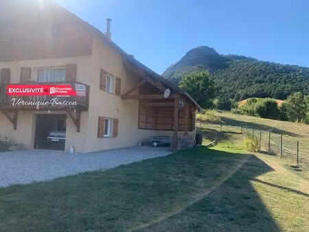 maison 5 pièces 86 m2 sur terrain de 883m2