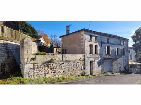 vente maison 11 pièces 245 m² à angouleme (16000)  239 500 €